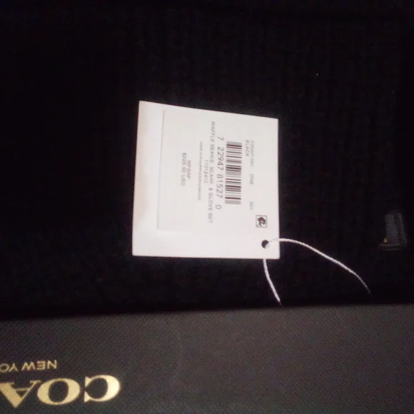 Coach Elegant Black Knit Accessories